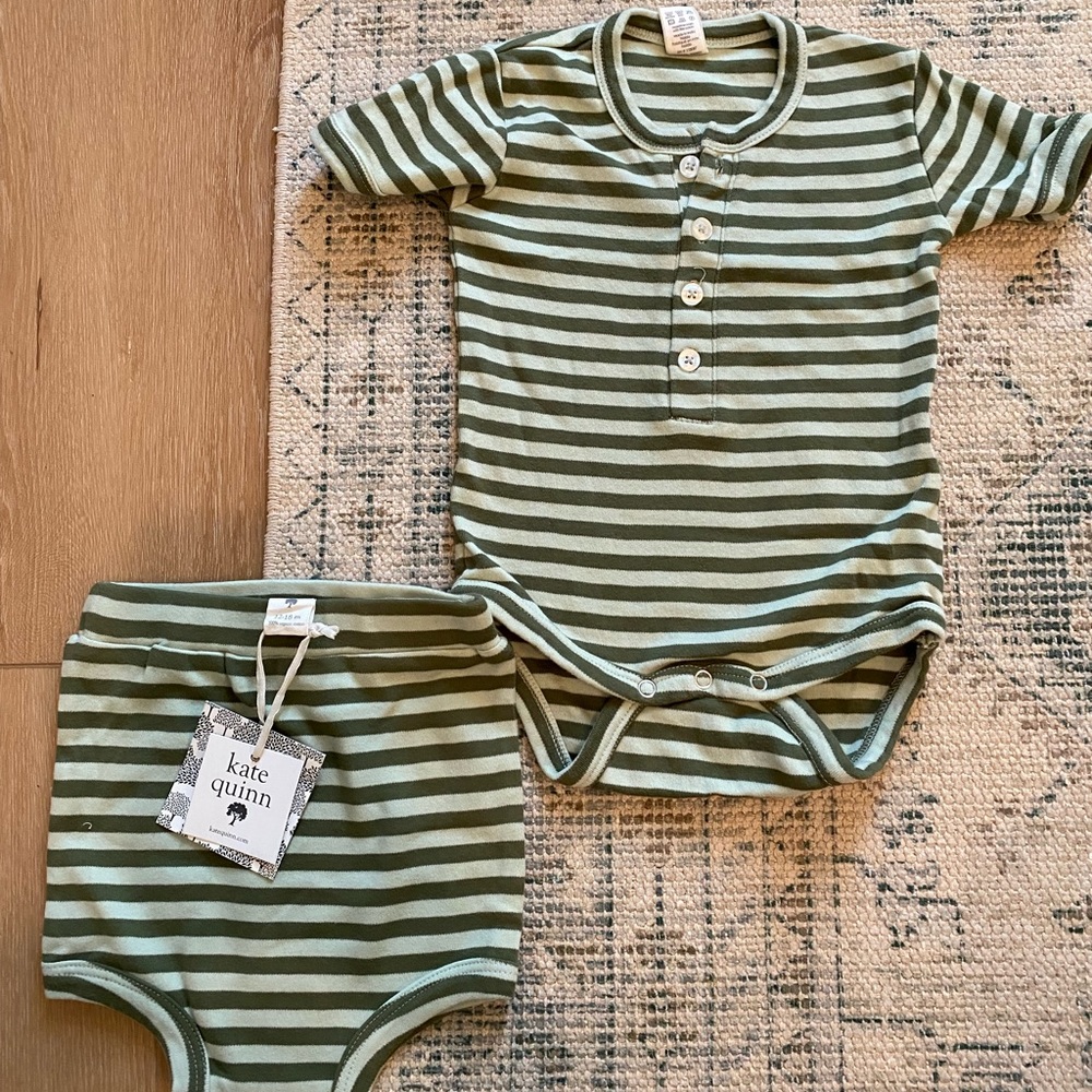Kate quinn onesie and bloomer set 12-18 months